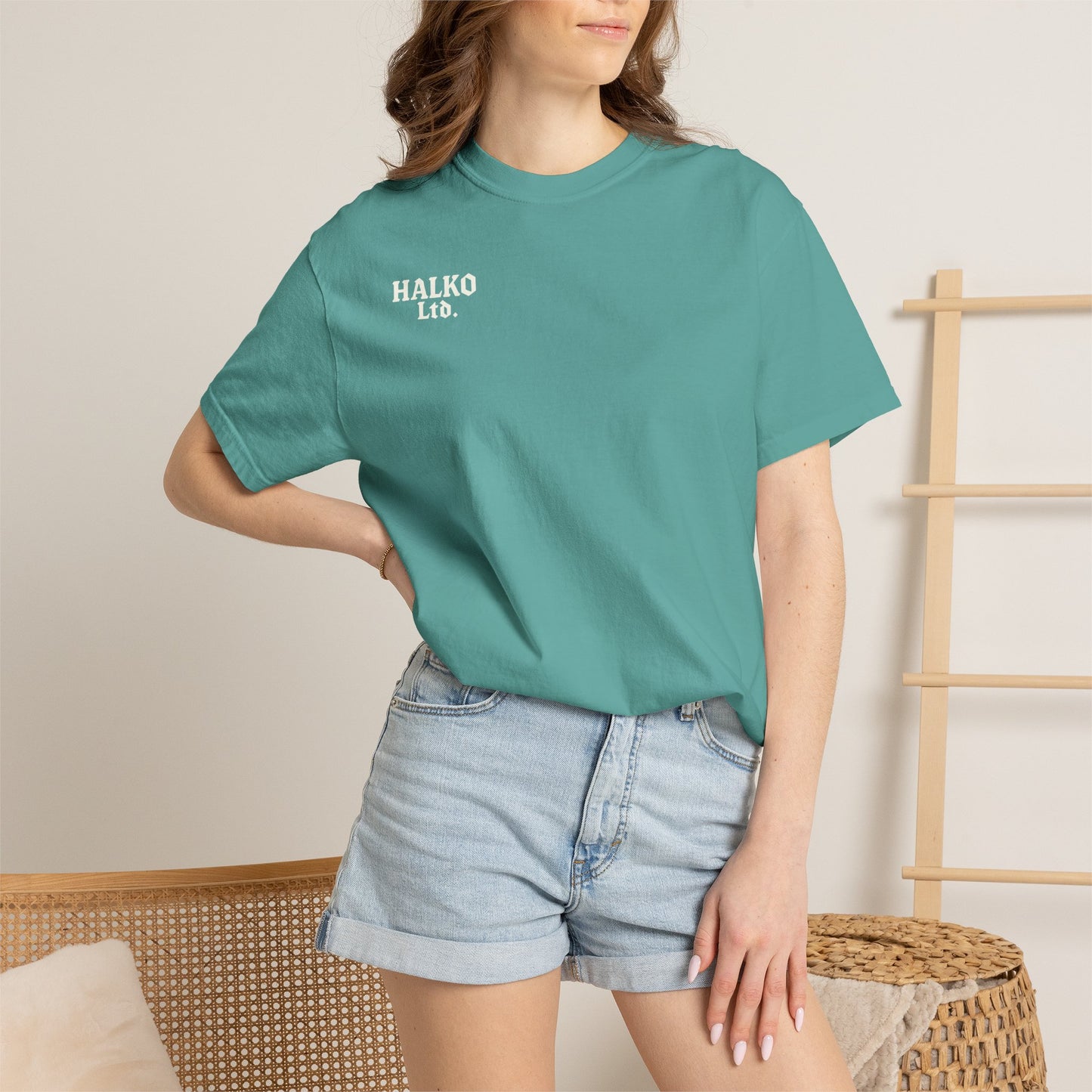 Graphic T-Shirt — Minimal Back Print "Follow Me"