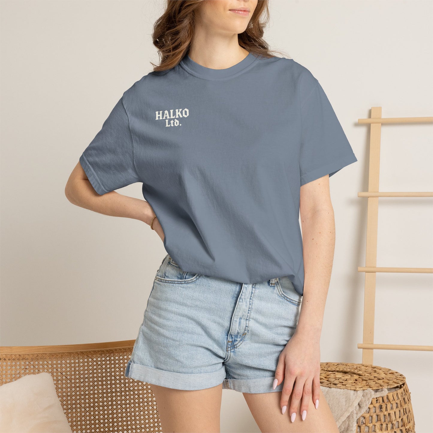 Graphic T-Shirt — Minimal Back Print "Follow Me"